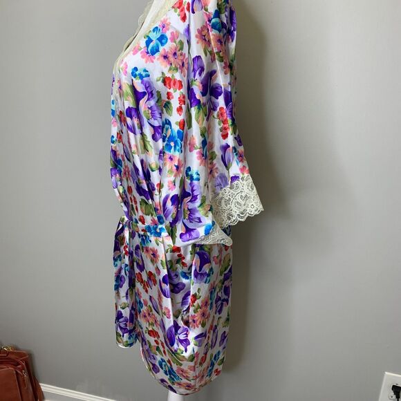 Delicates Trad Wife Satin Floral‎ Lace Trimmed Satin Tie Pockets Robe Large - Picture 3 of 13